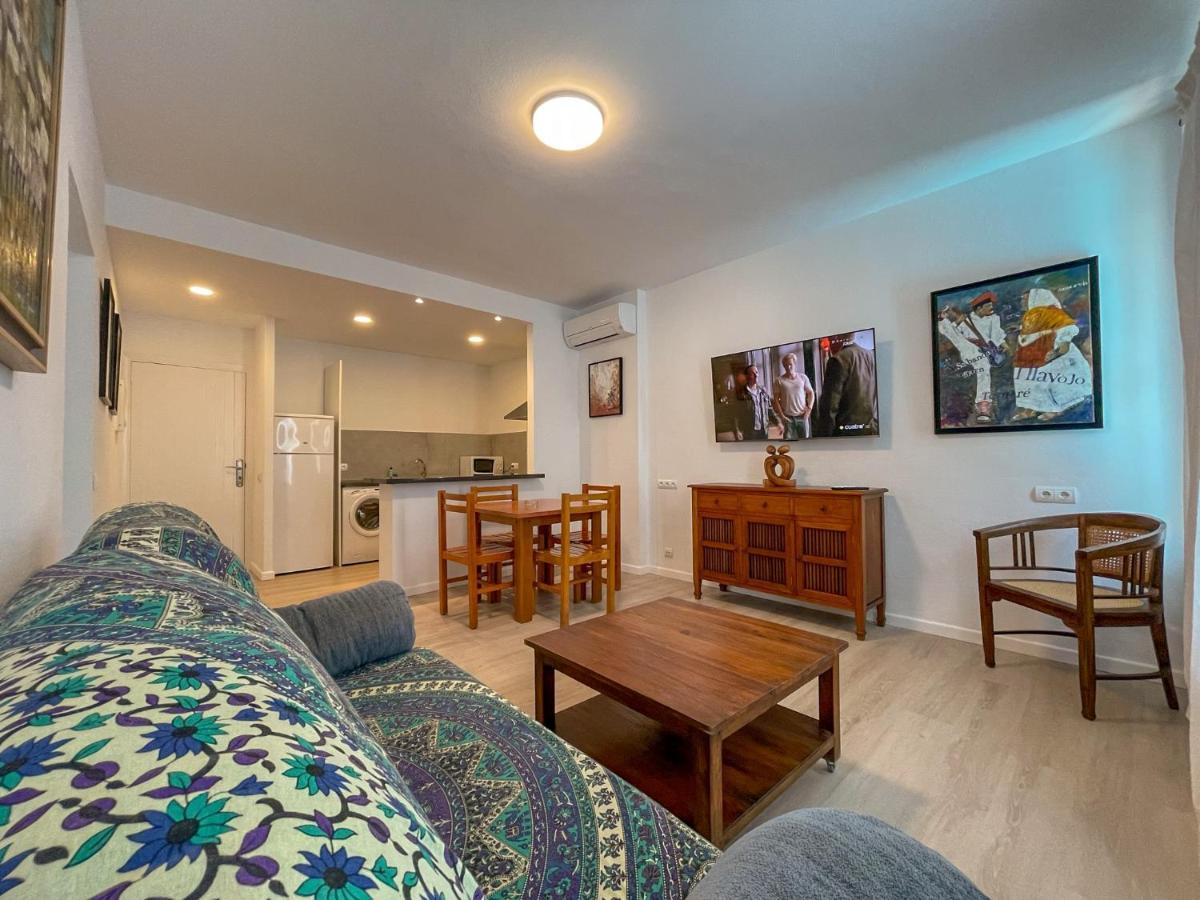 Apartamentos Cel Blau Санта Еулалия дел Рио Стая снимка
