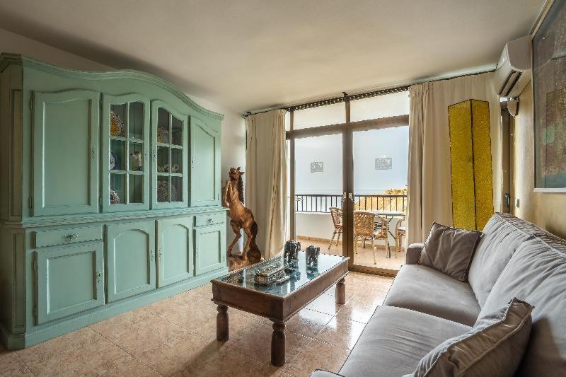Apartamentos Cel Blau Санта Еулалия дел Рио Стая снимка