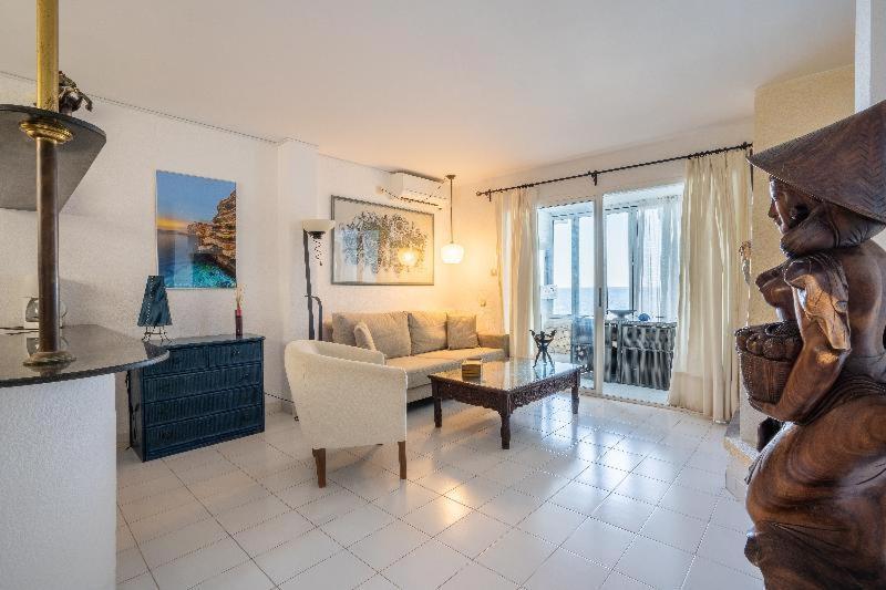 Apartamentos Cel Blau Санта Еулалия дел Рио Стая снимка
