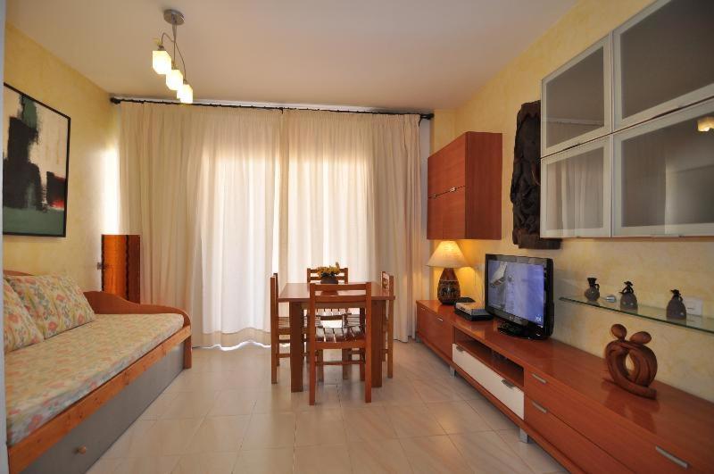 Apartamentos Cel Blau Санта Еулалия дел Рио Стая снимка