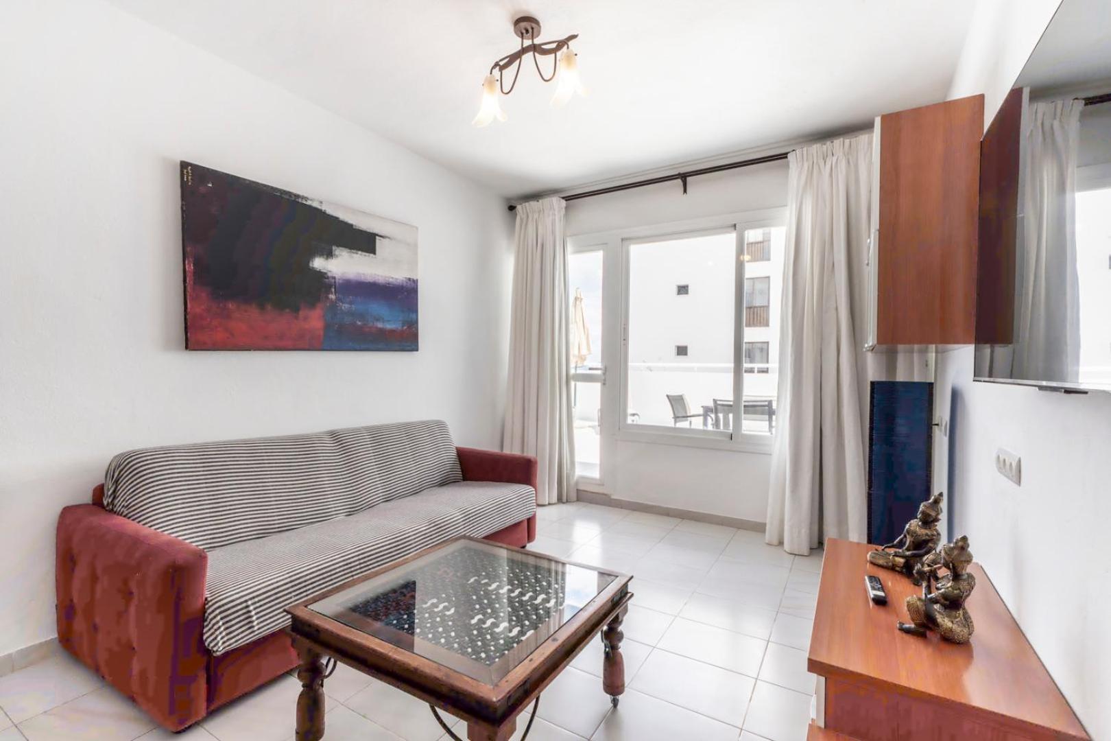 Apartamentos Cel Blau Санта Еулалия дел Рио Екстериор снимка