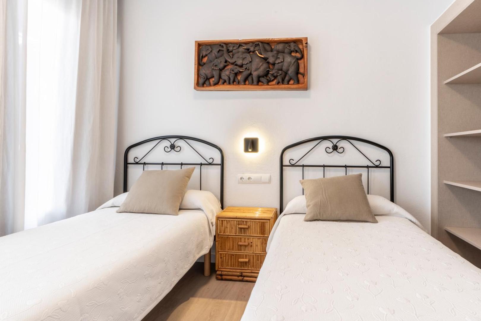 Apartamentos Cel Blau Санта Еулалия дел Рио Екстериор снимка